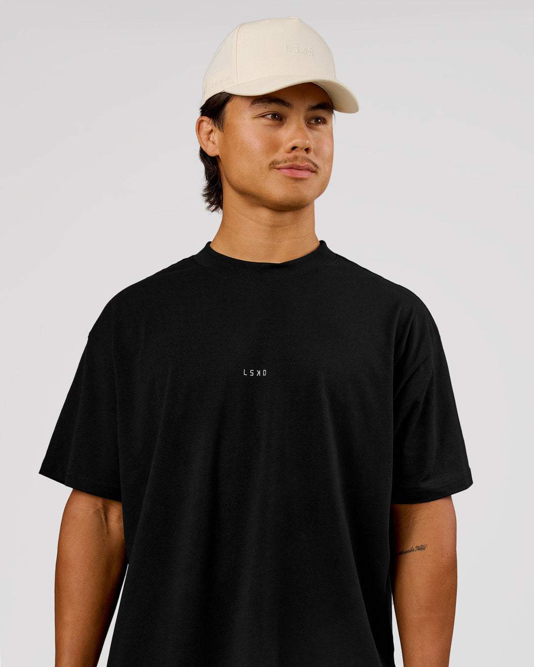 Man wearing VS26 MFBS FLXCotton Oversize Tee - Black-White | Model:George | Size:M - view 7