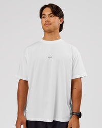 Man wearing VS26 MFBS FLXCotton Oversize Tee - White-Black | Model:George | Size:M | Thumbnail Index: 7