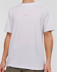 Man wearing Magma FLXCotton Oversize Tee  - White-Pink Rose | Model:Leandro | Size:M | Thumbnail Index: 7