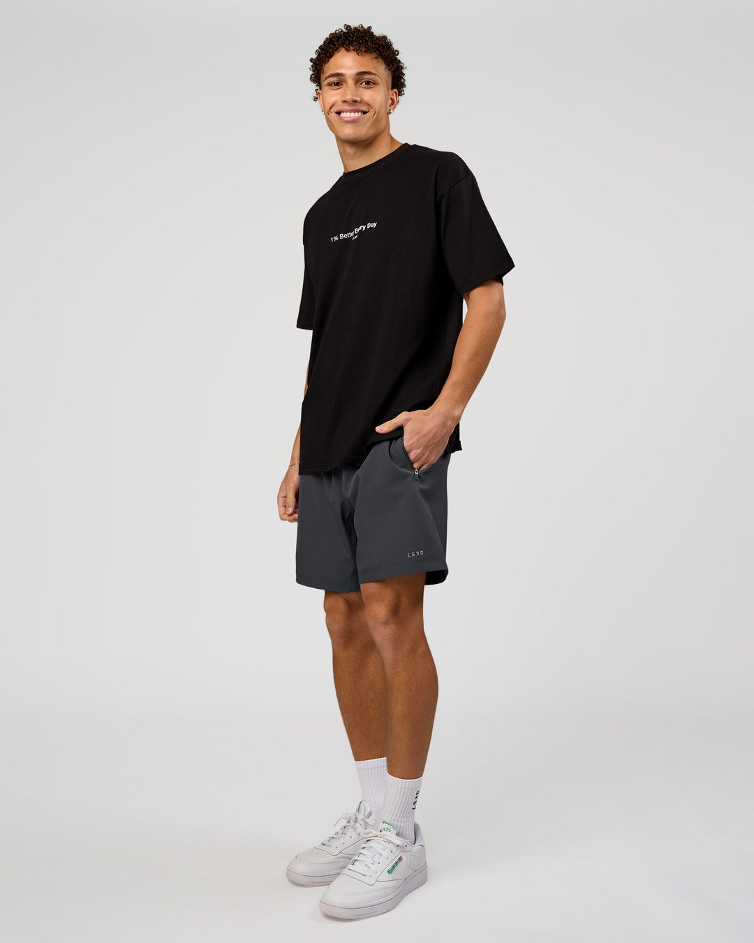 Man wearing VS6 1% Better FLXCotton Oversize Tee - Black | Model:Leandro | Size:M - view 5