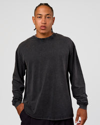 Man wearing Clear Vision Heavyweight FLXCotton Oversized LS Tee - Black Washed-Black | Model:Malebo | Size:M | Thumbnail Index: 4