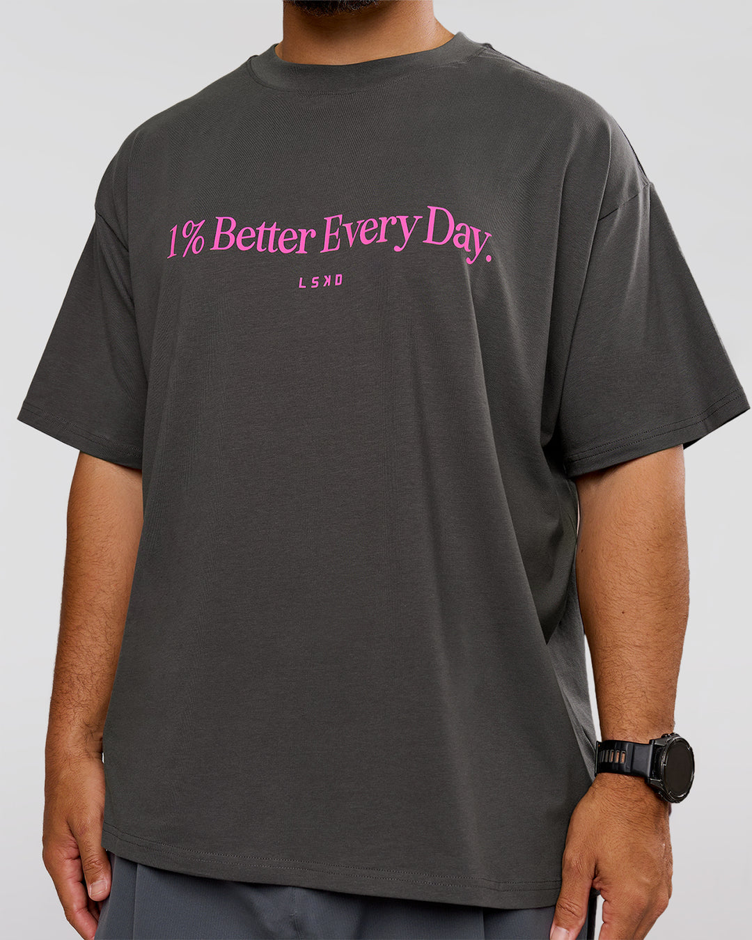 Man wearing VS6 1% Better Fathers Day FLXCotton Oversized Tee - Dark Storm | Model:Jordan | Size:XL - view 9
