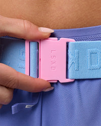 Studio image of Accelerate Run Belt - Pink Rose-Open Air | Thumbnail Index: 5