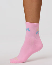 Studio image of Stay in Motion Quarter Socks - Pink Rose-Open Air | Thumbnail Index: 2