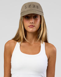 Woman wearing Daily Cap - Taupe Ash | Model:Cap | Size:DAILY | Thumbnail Index: 5
