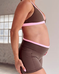 Woman wearing Bree Fusion High-Rise 4" Short Pockets - Cocoa Powder-Pink Rose | Model:Bree | Size:M | Thumbnail Index: 4