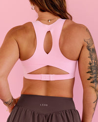 Woman wearing Fusion Sports Bra 2.0 - Pink Rose | Model:Robyn | Size:M | Thumbnail Index: 11