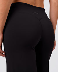 Woman wearing Elixir High-Rise Pant - Black | Model:Amity | Size:S | Thumbnail Index: 7