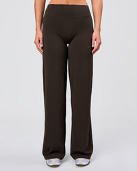 Woman wearing Elixir High-Rise Pant - Ground Coffee | Model:Amity | Size:S | Thumbnail Index: 3
