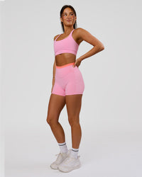 Woman wearing Fusion Contrast V-Waist High-Rise 4" Short Pockets - Pink Rose-Hyper Orange | Model:Bianca | Size:S | Thumbnail Index: 6