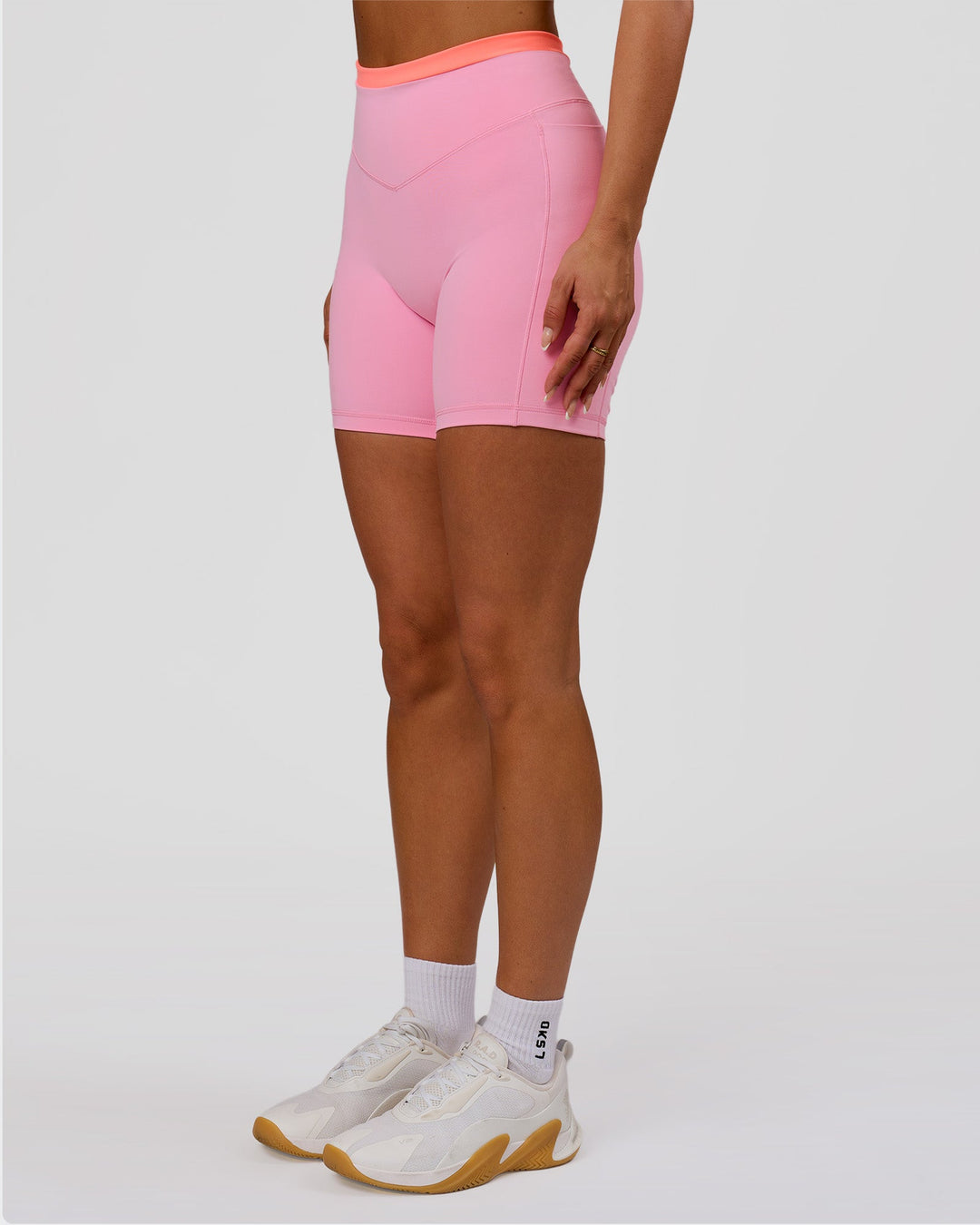 Woman wearing Fusion Contrast V-Waist High-Rise 6" Short Pockets - Pink Rose-Hyper Orange | Model:Bianca | Size:S - view 4