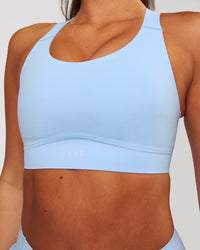Woman wearing Fusion Sports Bra 2.0 - Open Air | Model:Bianca | Size:S | Thumbnail Index: 2