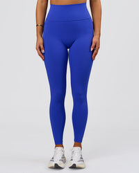 Woman wearing Fusion V-Contour Ultra High-Rise Full Length Legging Pockets - Power Cobalt | Model:Bianca | Size:S | Thumbnail Index: 0