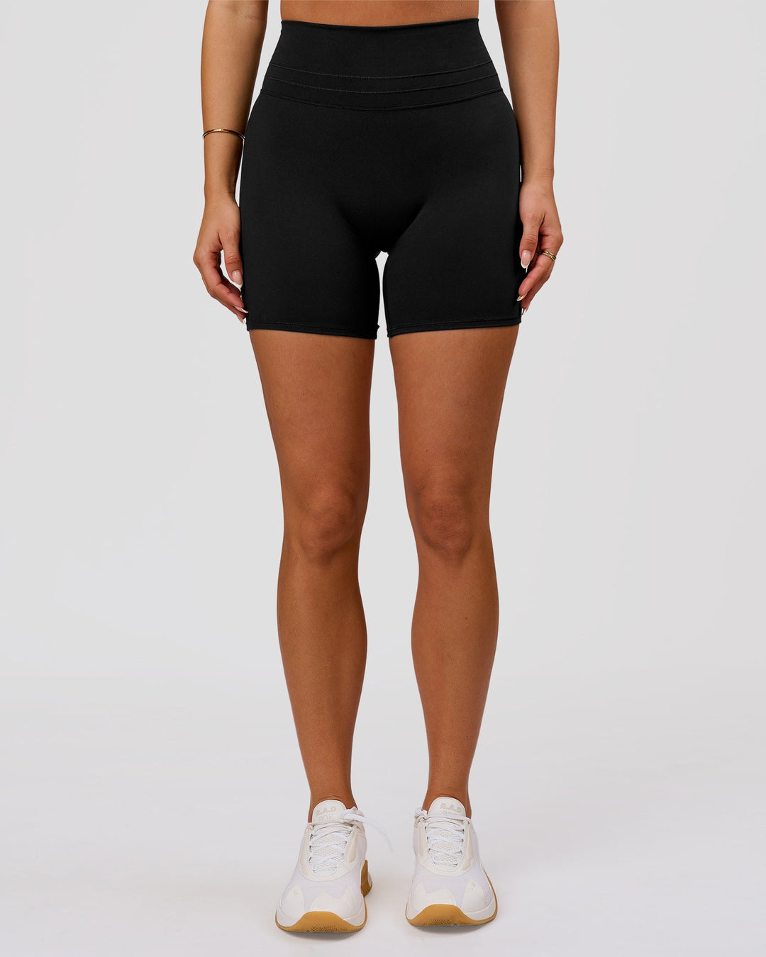 Woman wearing Luxe V-Contour High-Rise 6" Short - Black | Model:Bianca | Size:S - view 10