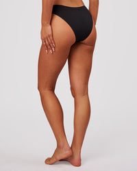 Woman wearing Zero Brief 2pk - Black | Model:Bianca | Size:S | Thumbnail Index: 1
