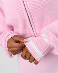 Woman wearing Fierce Knitted Cardigan - Marshmallow-White | Model:Jordan | Size:S | Thumbnail Index: 8