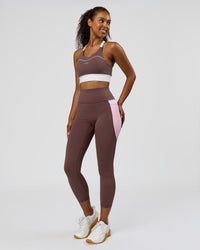 Woman wearing Fusion V-Contour Ultra High-Rise 7/8 Legging Pockets - Cocoa Powder-Marshmallow-White | Model:Jordan | Size:S | Thumbnail Index: 5