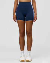 Woman wearing Revitalise Ultra High-Rise 4" Short - Future Navy - Bluebell | Model:Jordan | Size:S | Thumbnail Index: 9
