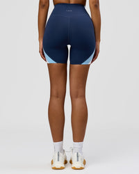 Woman wearing Revitalise Ultra High-Rise 6" Short - Future Navy-Bluebell | Model:Jordan | Size:S | Thumbnail Index: 6