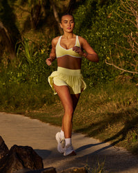 Woman wearing Luminous Sports Bra - Lemon-White | Model:Libby | Size:S | Thumbnail Index: 10