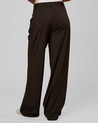 Woman wearing StretchShift Wide Leg Pant Tall - Ground Coffee | Model:Rosie | Size:S | Thumbnail Index: 3