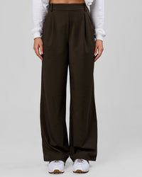 Woman wearing StretchShift Wide Leg Pant - Ground Coffee | Model:Summer | Size:S | Thumbnail Index: 1