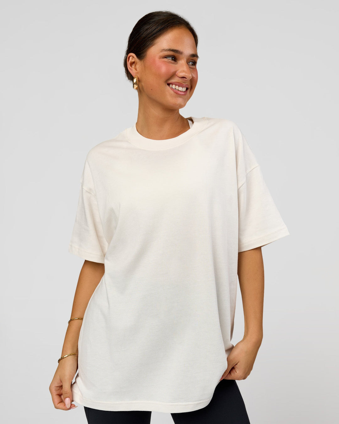 Woman wearing Tonal Legacy Heavyweight Oversized Tee - Off White-Off White | Model:Bianca | Size:XS - view 6