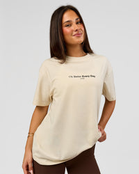 Woman wearing VS6 1% Better FLXCotton Oversize Tee - Vanilla Bean | Model:Bianca | Size:XS | Thumbnail Index: 2