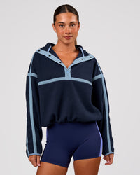 Woman wearing Expedition Pop Over - Future Navy-Open Air | Model:Charli | Size:XS | Thumbnail Index: 4