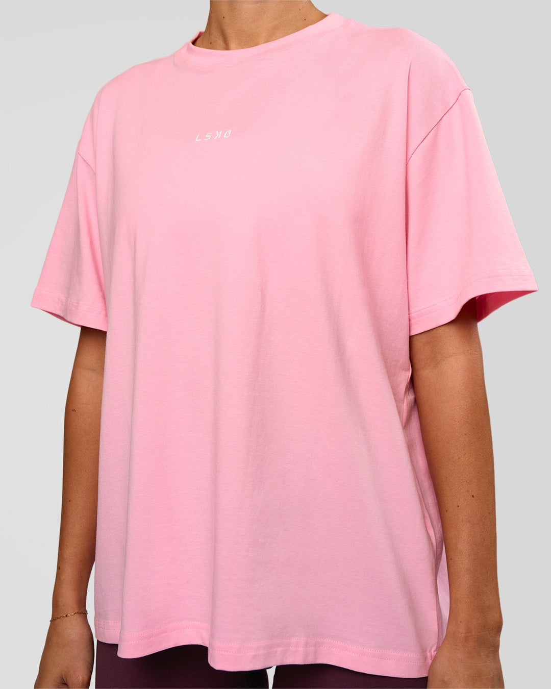 Woman wearing Go-To FLXCotton Oversized Tee - Pink Rose-White | Model:Charli | Size:XS - view 5