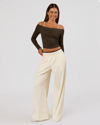 Woman wearing Stride Wide Leg Pant - Vanilla Bean | Model:Charli | Size:XS | Thumbnail Index: 0