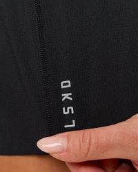 Woman wearing Accelerate Synergy 3" Running Short Short - Black-Black | Model:Issy | Size:XS | Thumbnail Index: 14