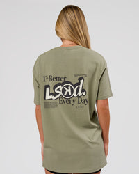 Woman wearing Blended FLXCotton Oversize Tee  - Fog | Model:Issy | Size:XS | Thumbnail Index: 8