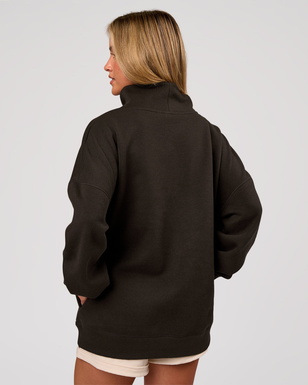 Woman wearing Go-To Oversized Mock Neck Sweater - Ground Coffee | Model:Issy | Size:XS - view 3