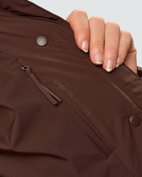 Woman wearing Go-To Puffer Jacket - Hot Chocolate | Model:Issy | Size:XS