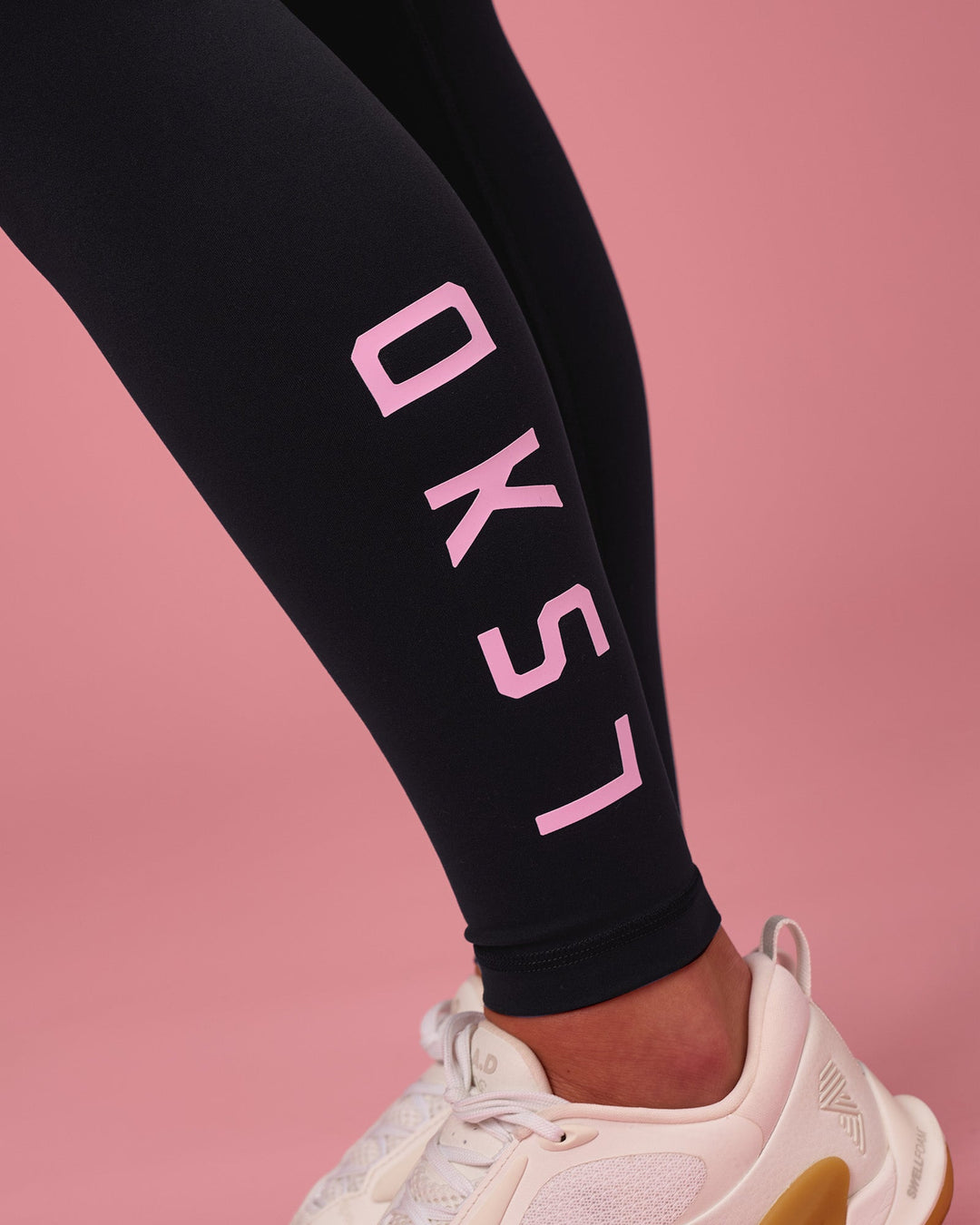 Woman wearing Rep Ultra High-Rise Full Length Legging Pockets - Black-Pink Rose | Model:Issy | Size:XS - view 3