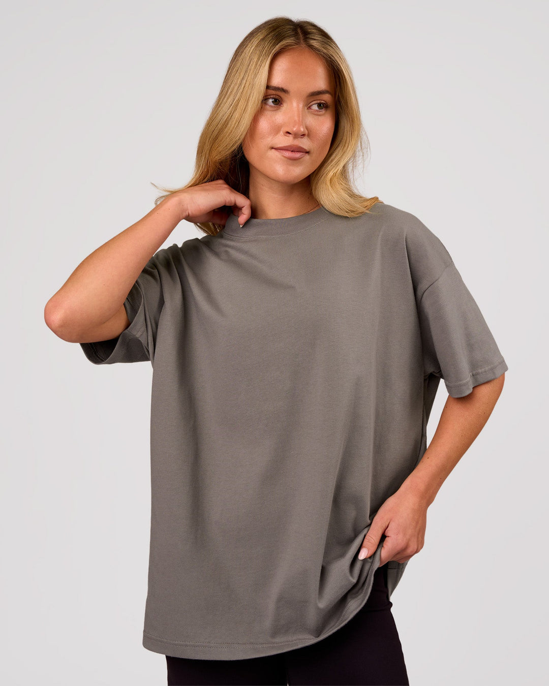 Woman wearing Shadow Mark Heavyweight Oversized Tee - Storm Front-Onyx | Model:Issy | Size:XS - view 9