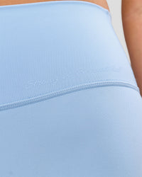 Woman wearing Strong is Beautiful Fusion High-Rise 4" Short - Open Air | Model:Issy | Size:XS | Thumbnail Index: 11