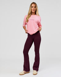 Woman wearing VS1 Enjoy The Journey FLXCotton Oversize Tee - Pink Rose | Model:Issy | Size:XS | Thumbnail Index: 14