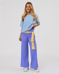 Woman wearing VS26 Journey FLXCotton Oversize Tee - Open Air-Lemon | Model:Issy | Size:XS | Thumbnail Index: 11