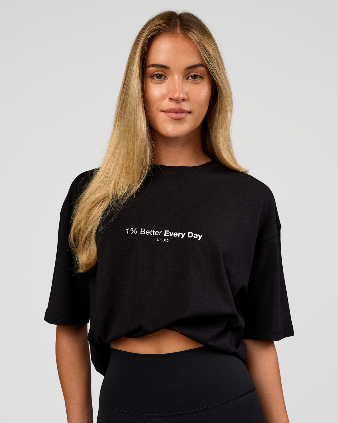 Woman wearing VS6 1% Better FLXCotton Oversize Tee - Black | Model:Issy | Size:XS - view 8