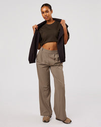 Woman wearing AfterDark ZeroCrease Cropped Tee - Ground Coffee | Model:Jordan | Size:XS | Thumbnail Index: 7