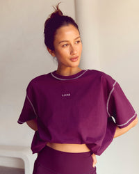 Woman wearing Go-To Contrast Oversized Heavyweight FLXCotton Tee - Plum Caspia-Pink Rose | Model:Kenni | Size:XS | Thumbnail Index: 10