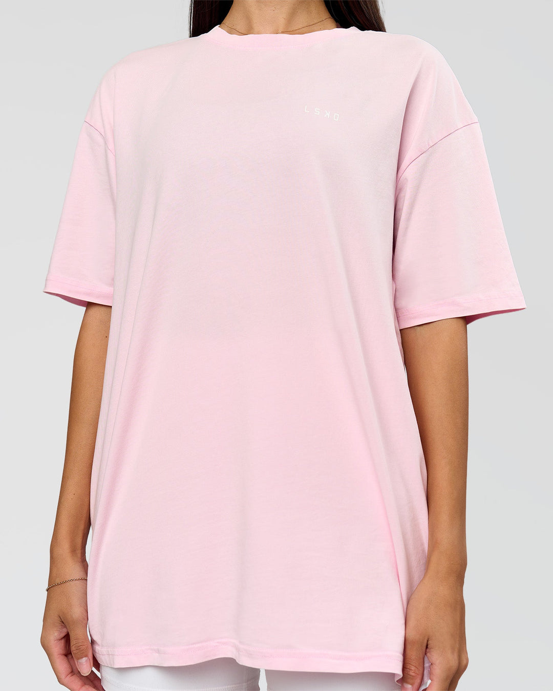 Woman wearing Dare To Think FLXCotton Tee Oversize - Marshmallow Washed-White | Model:Rhiley | Size:XS - view 9