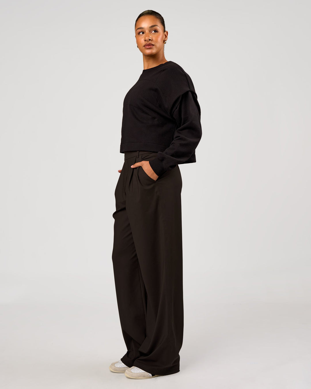 Woman wearing Bend Pleated Shoulder Oversized Sweat - Black | Model:Rosie | Size:XS - view 5