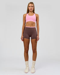 Woman wearing Bree Fusion High-Rise 4" Short Pockets - Cocoa Powder-Pink Rose | Model:Taneisha | Size:XS | Thumbnail Index: 3