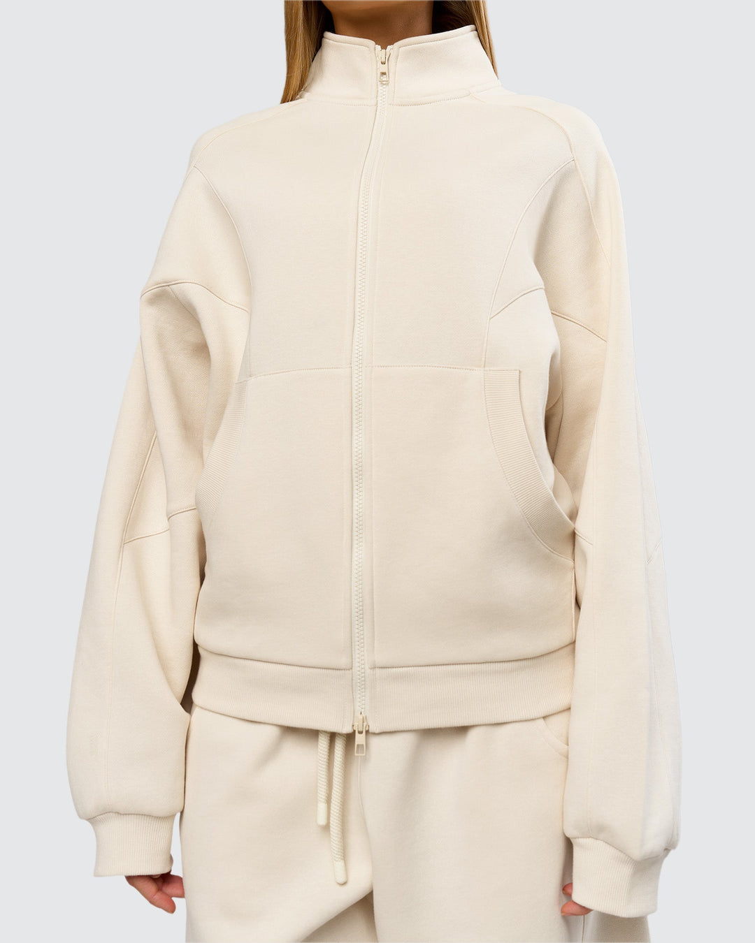 Woman wearing Bree Oversized Fleece Zip Thru - Vanilla Bean | Model:Taneisha | Size:XS - view 13
