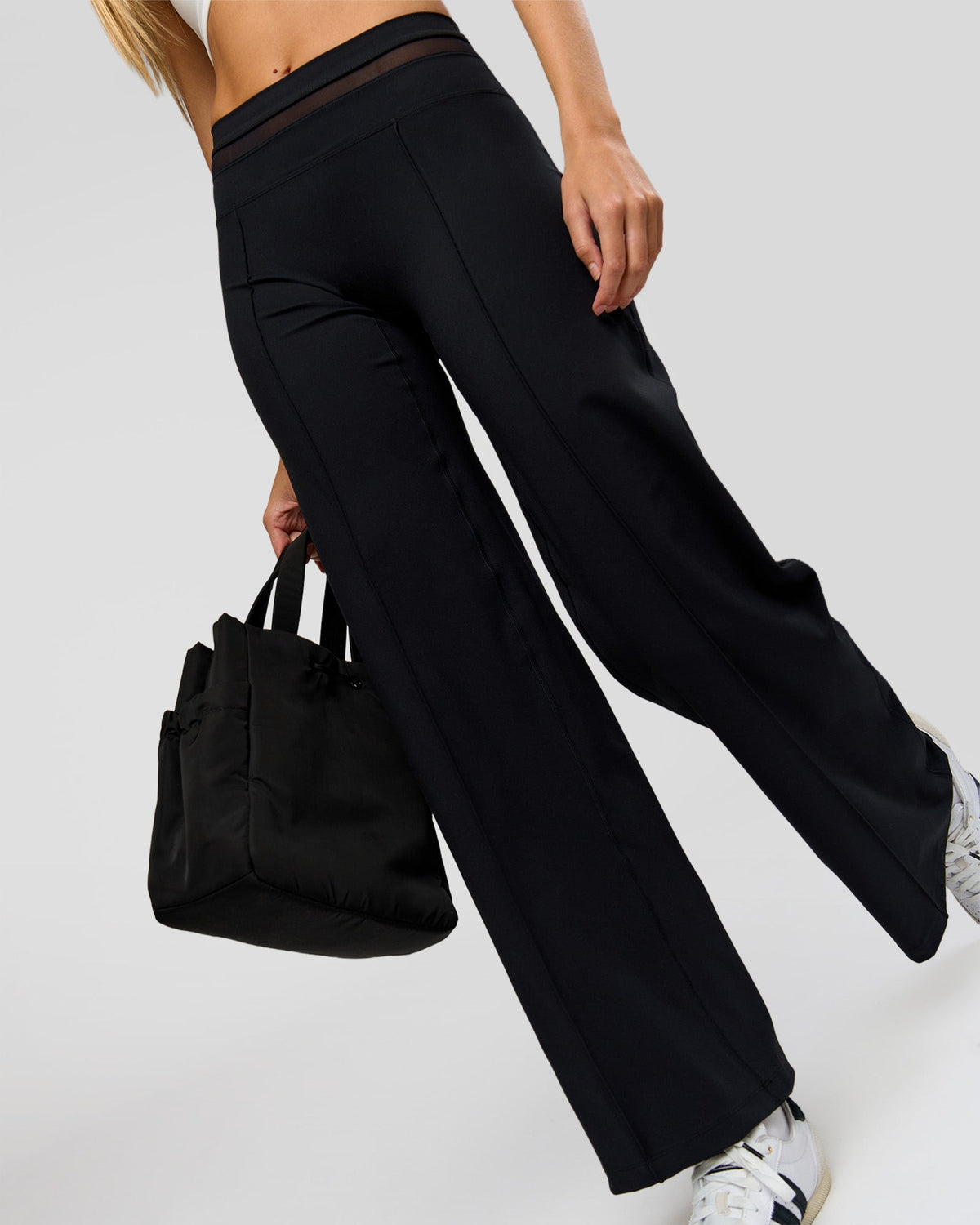 Woman wearing Dare Wide Leg Pant - Black | Model:Taneisha | Size:XS
