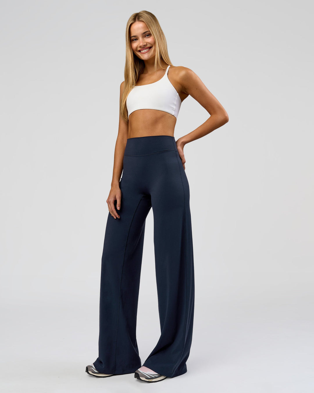 Woman wearing Elixir High-Rise Tall Pant - Midnight Navy | Model:Taneisha | Size:XS - view 5
