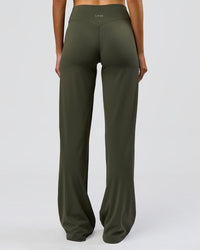 Woman wearing Elixir High-Rise Tall Pant - Pure Olive | Model:Taneisha | Size:XS | Thumbnail Index: 3